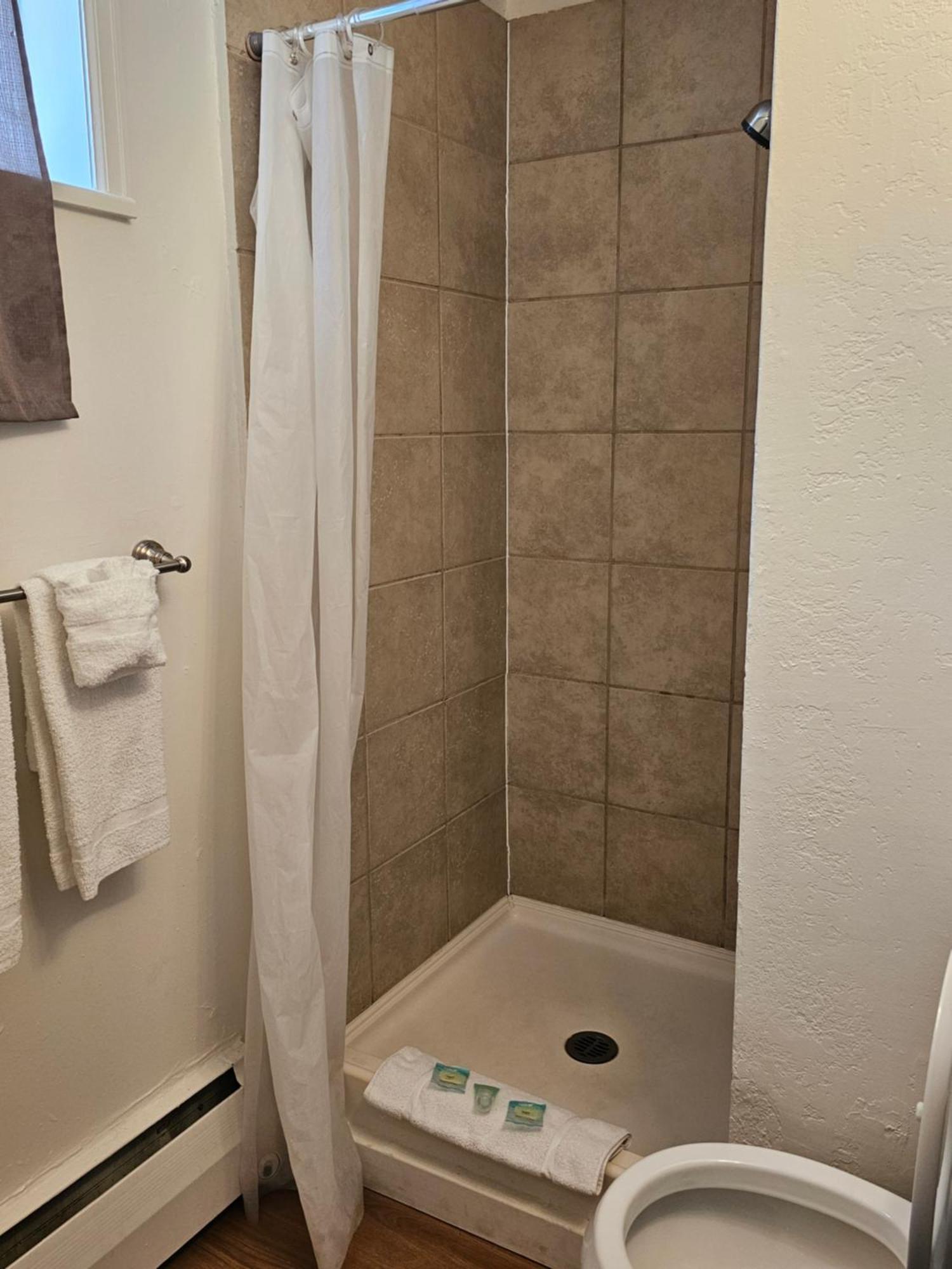 איידהו ספרינגס H&H Motor Lodge מראה חיצוני תמונה